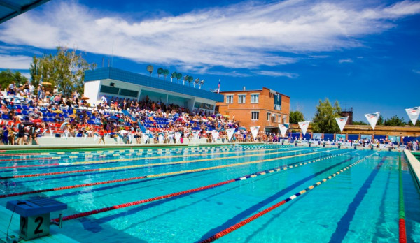 Спортивный плавательный комплекс «Искра» Спортивный плавательный комплекс «Искра»